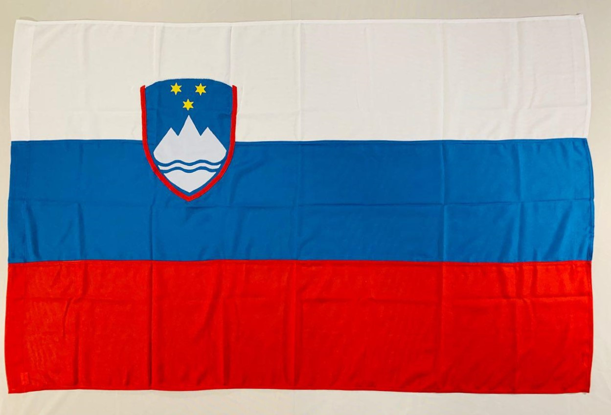 

Флаг Словении 100см*150см 10105