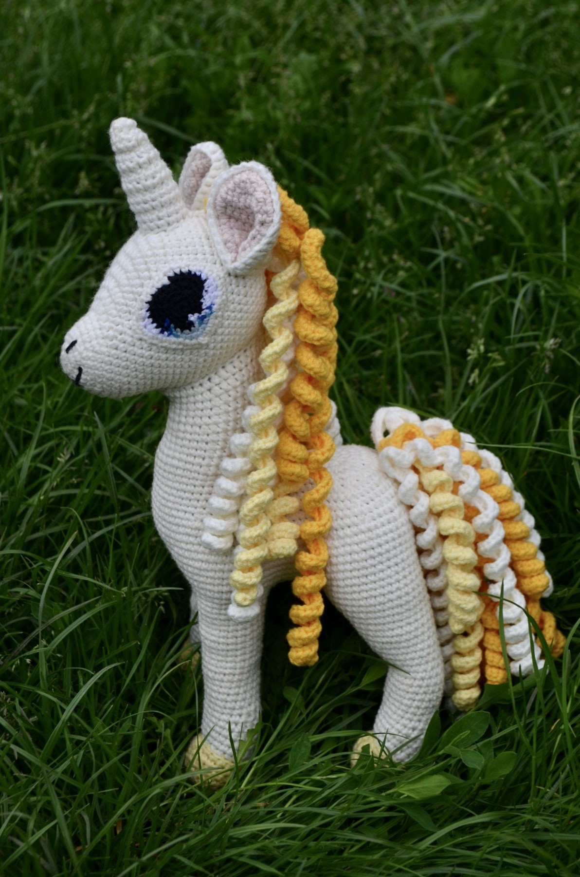 

Hand Made Игрушка вязаная крючком Единорожка с гривой (кудряшка). Рост 29см