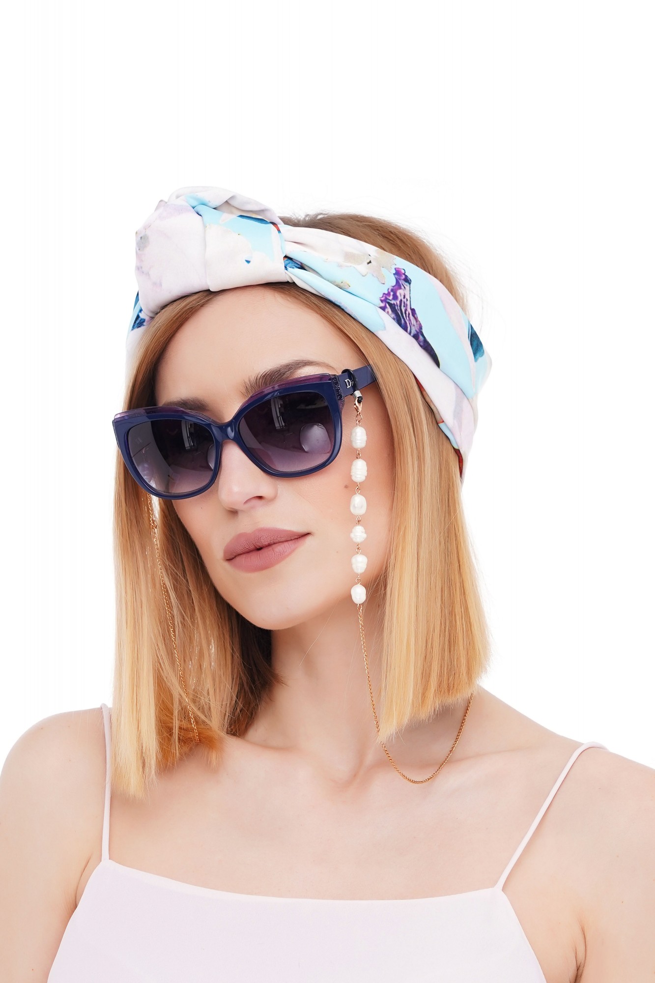 

Цепочка для очков с натуральным белым камнем от My Scarf