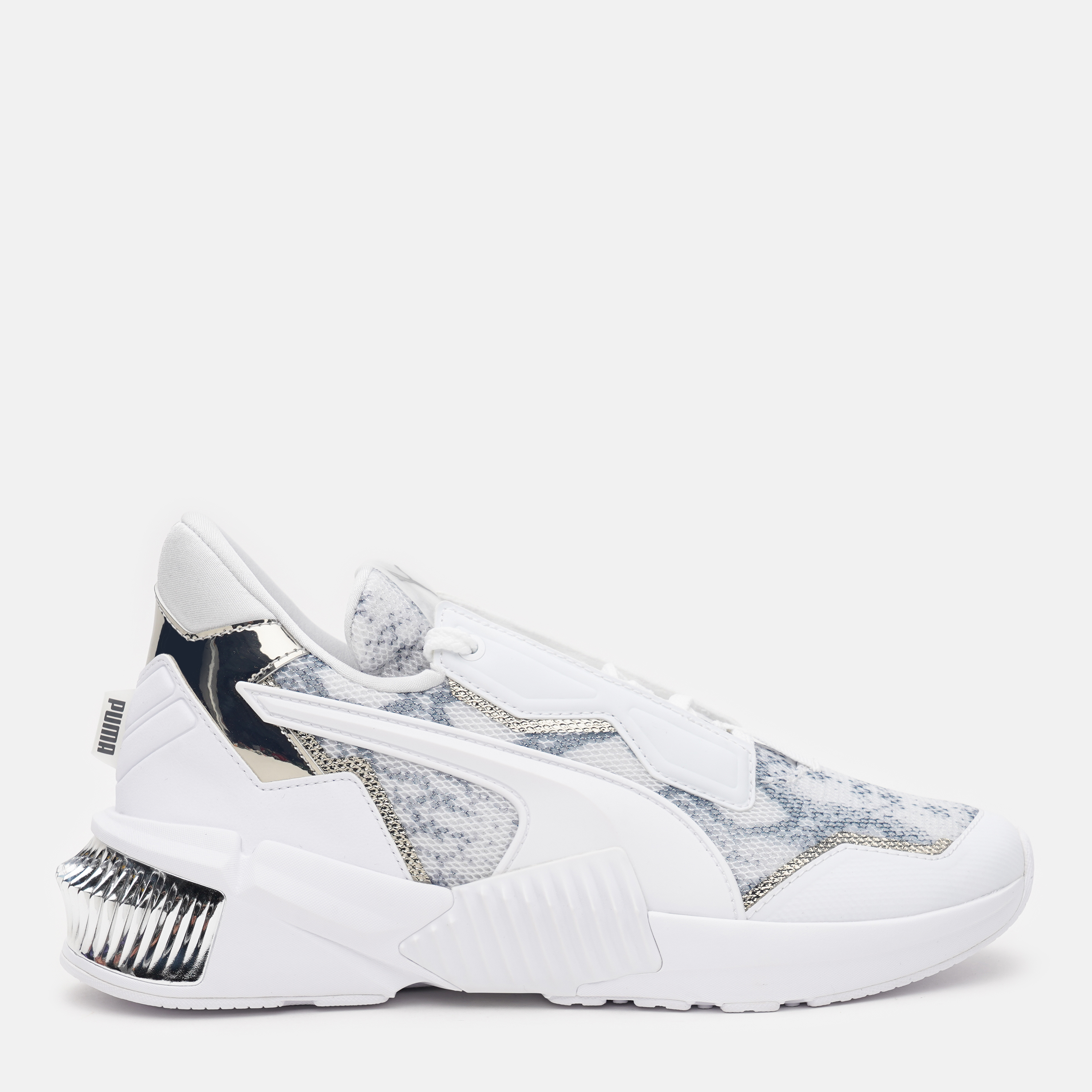 

Кроссовки Puma Provoke XT UNTMD WN S 19443201 37.5 (4.5) 23.5 см White-Metallic Silver-Castlerock