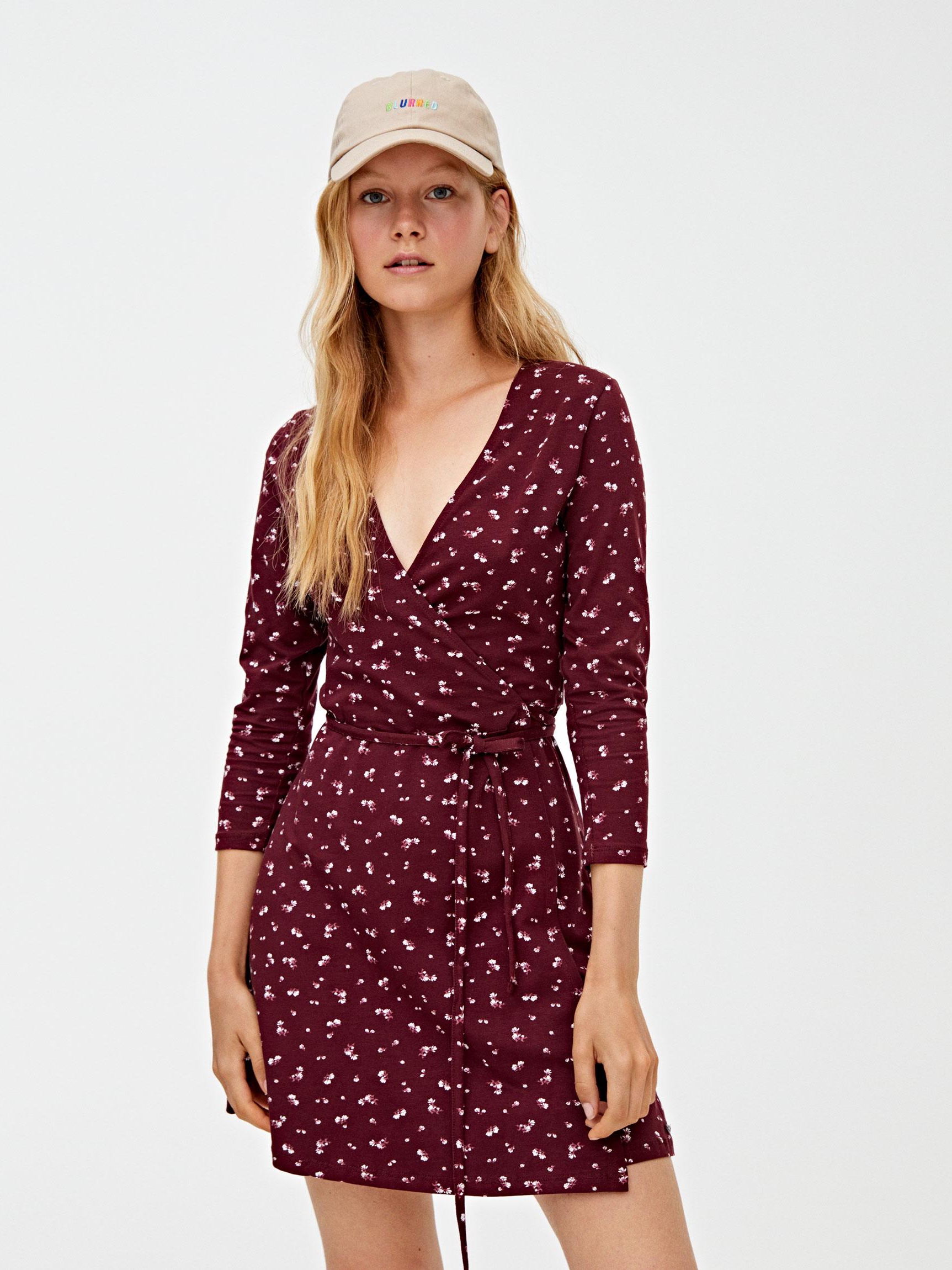 

Платье Pull & Bear 9390389606-ACDG XS Бордовое с разноцветным