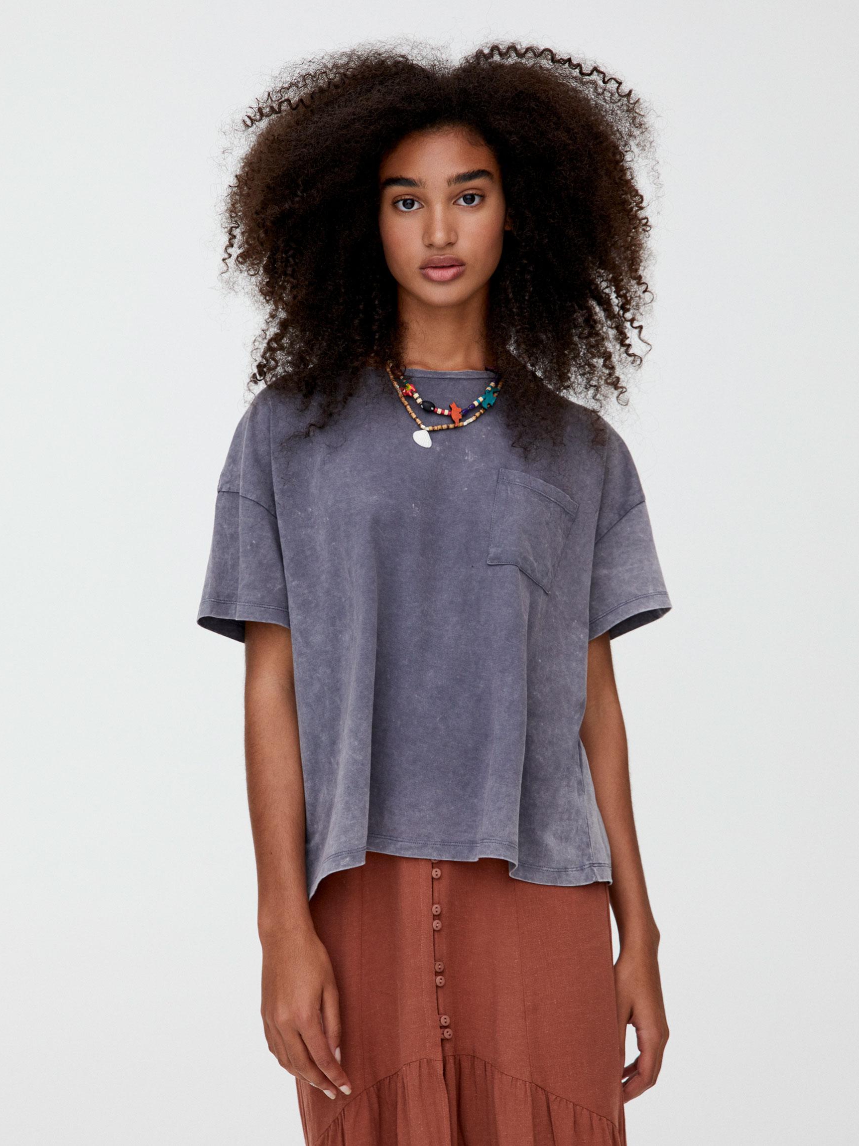 

Футболка Pull & Bear 9242344802-ACXW M Темно-серая