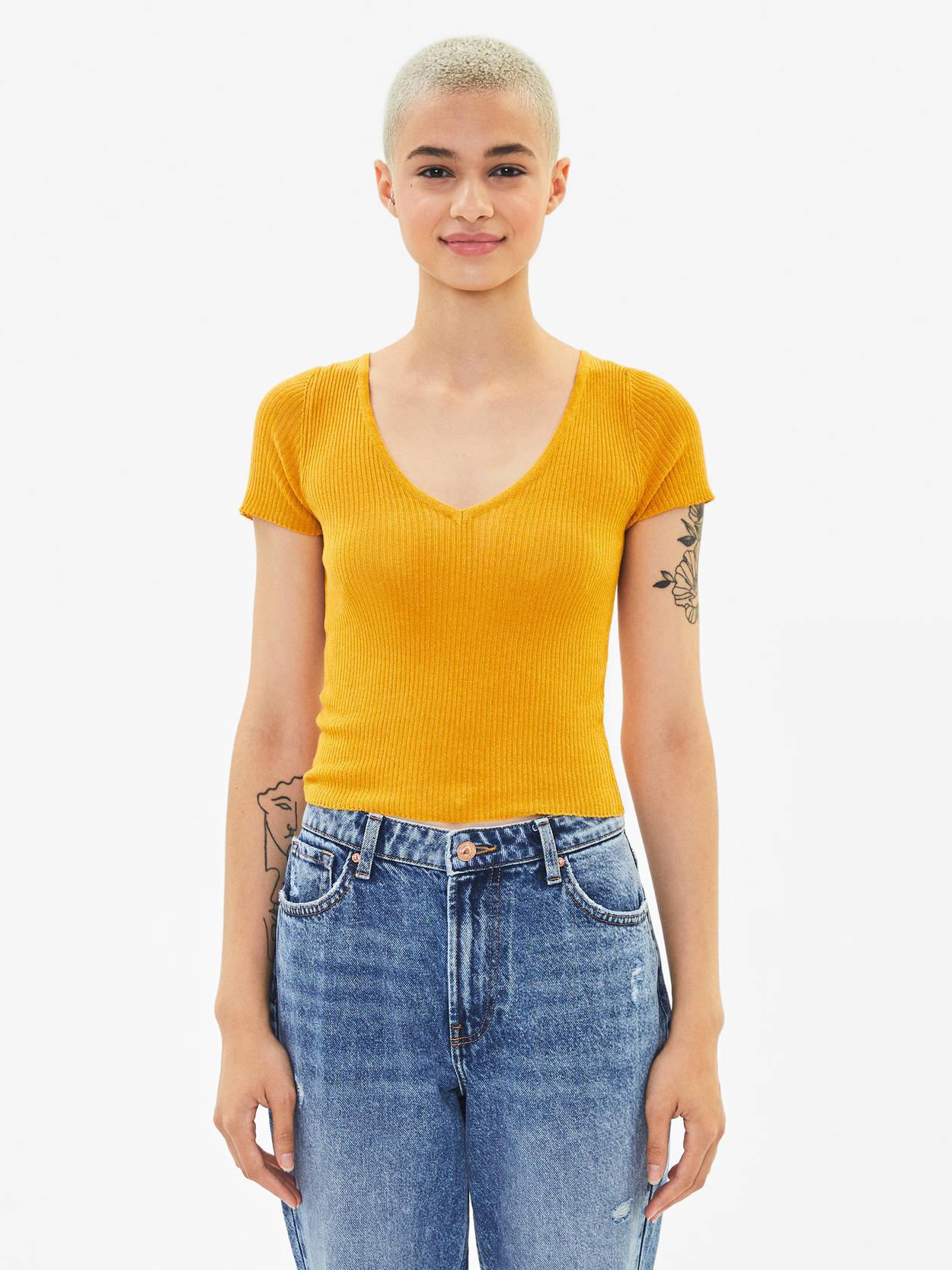 

Футболка Bershka 7005512305-ACSC XS Горчичная