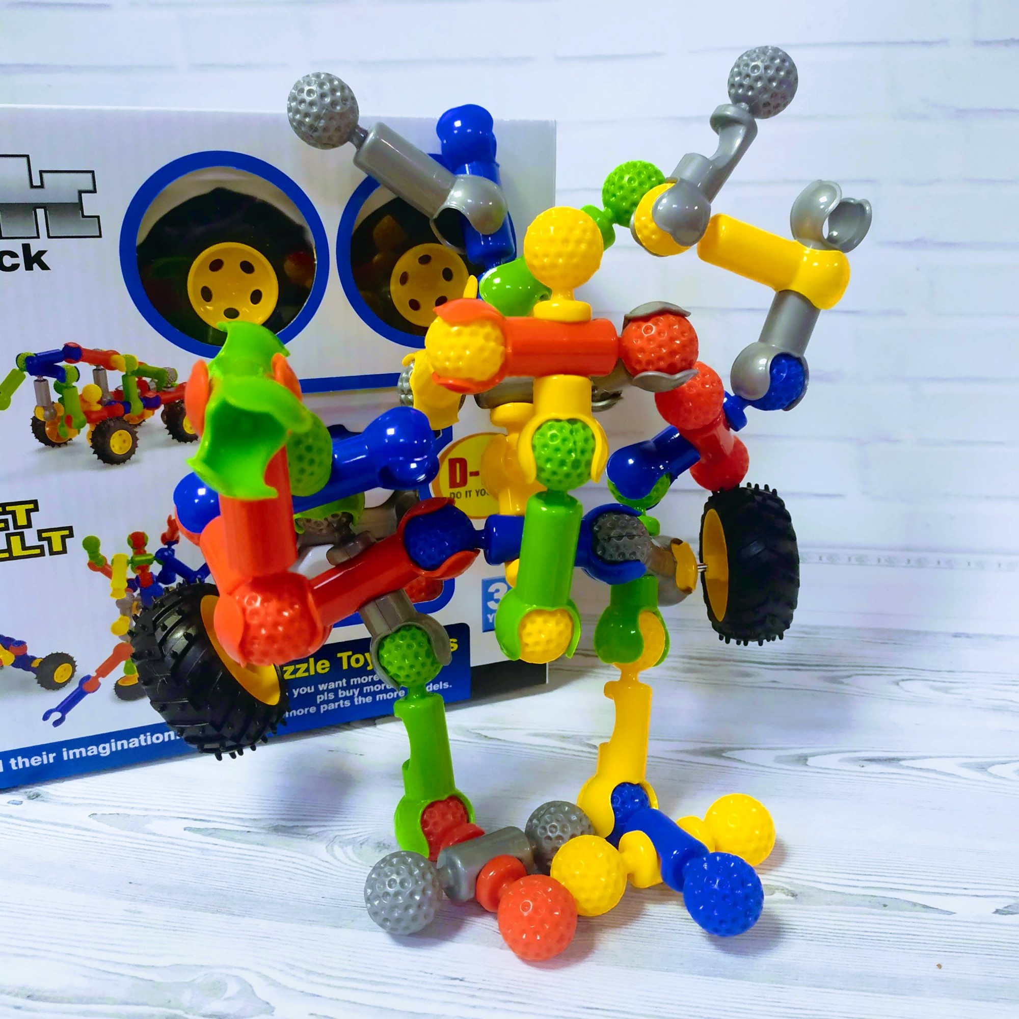 

Конструктор шарнирный Stick building block Super robot 2, 36 деталей (SY9914)