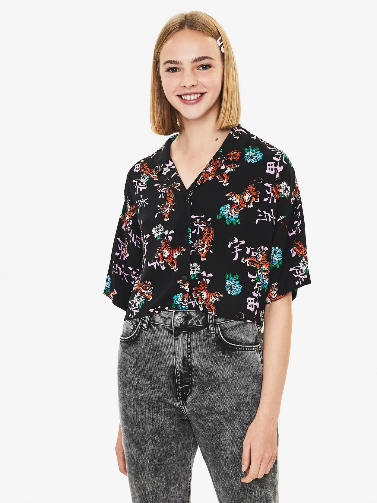 

Рубашка Bershka 5837962800-AEPW M Черная