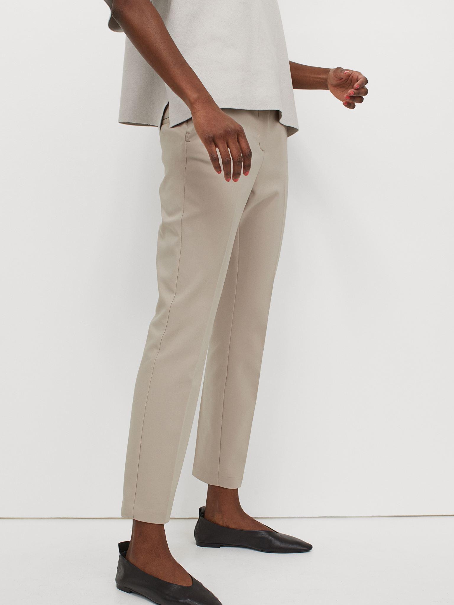 

Брюки H&M 7514711-ACTQ 38 Бежевые