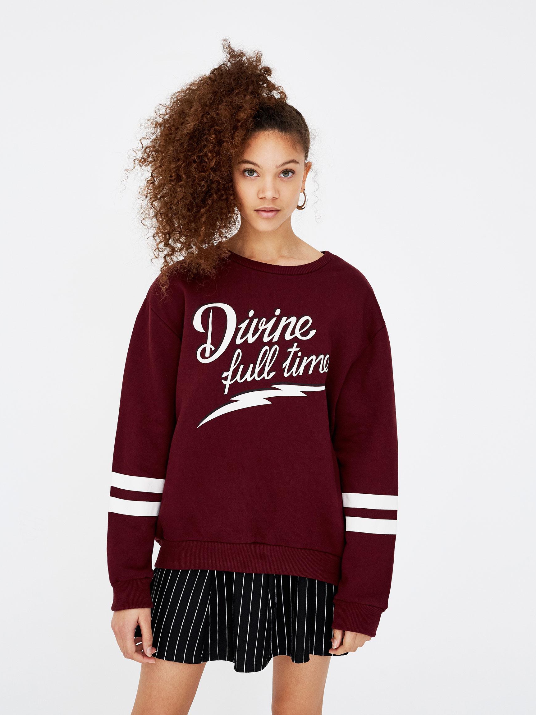 

Свитшот Pull & Bear 5593366605-ACGQ S Баклажановый