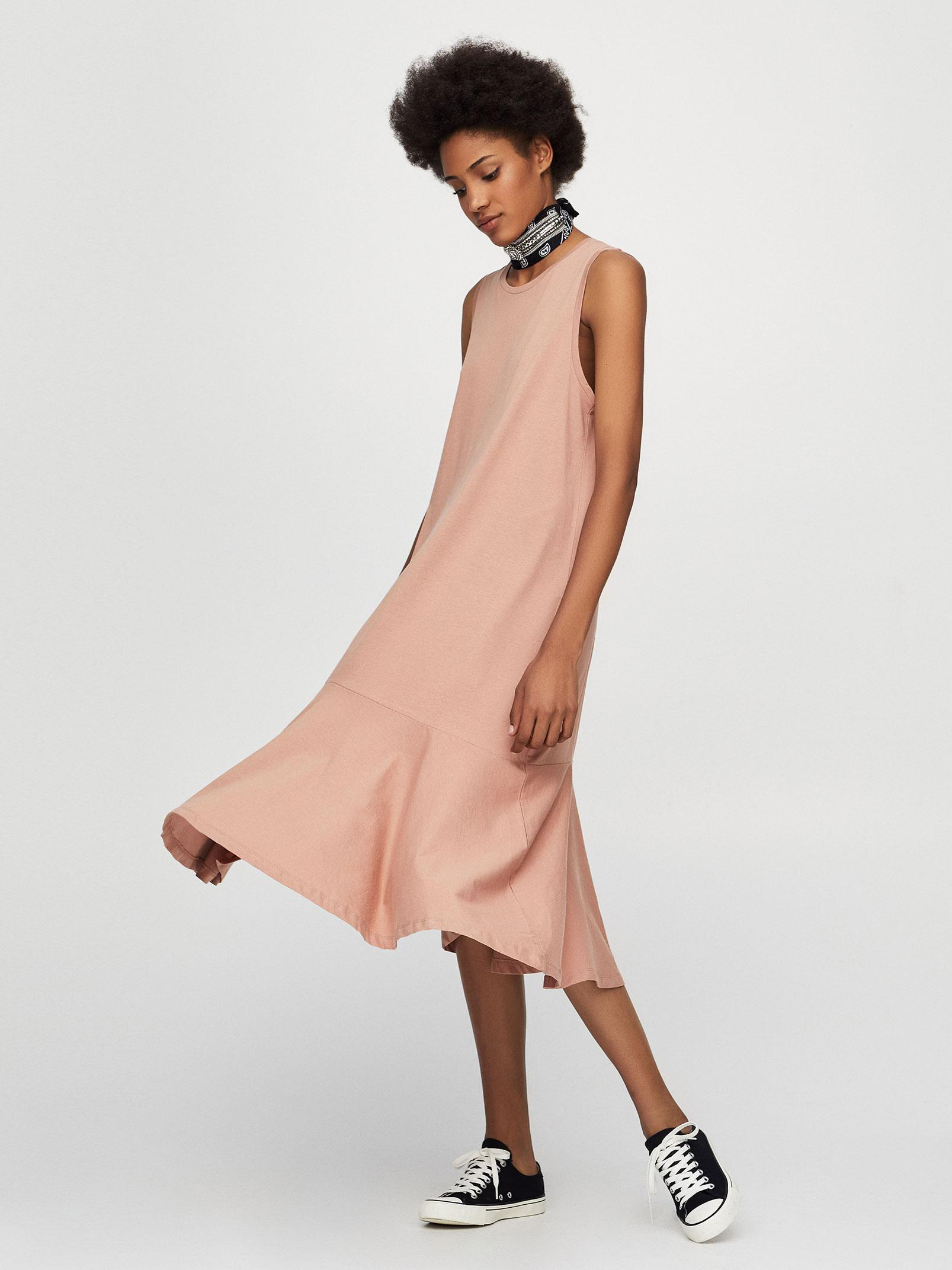 

Платье Pull & Bear 5394359687-ACTQ M Бежевое