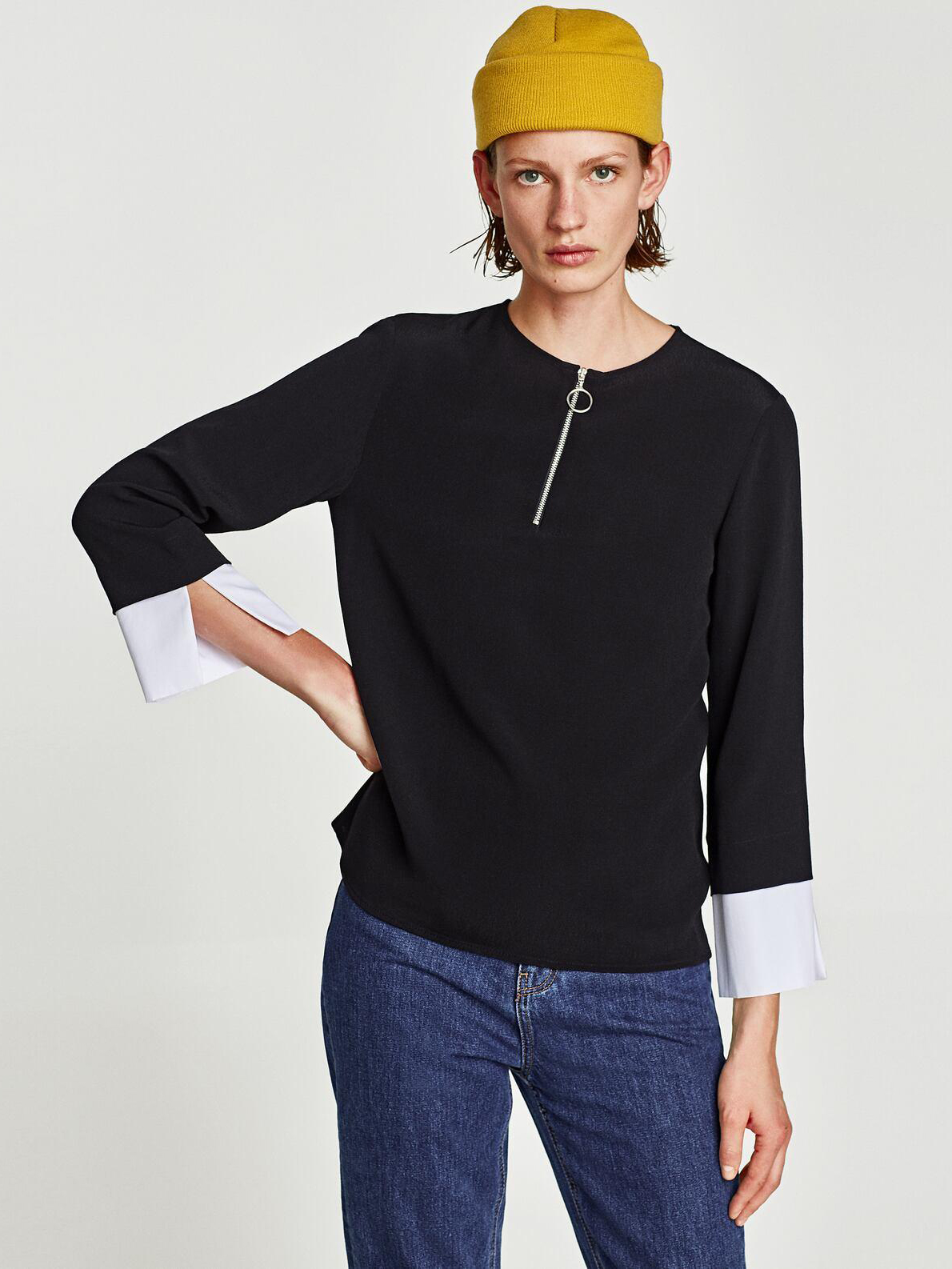 

Блузка Zara 5039151800-ABOU XS Черная с белым