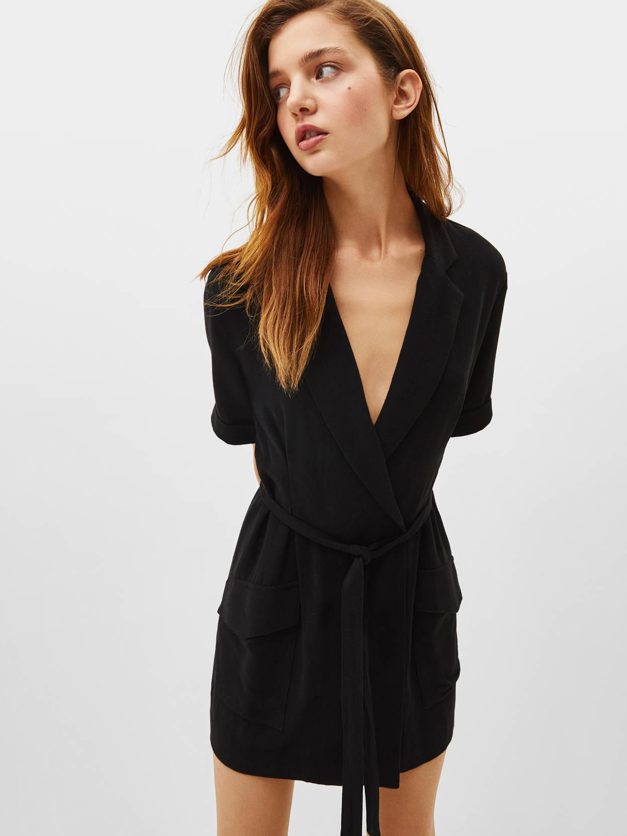 

Платье Bershka 1165962800-AAAD M Черное