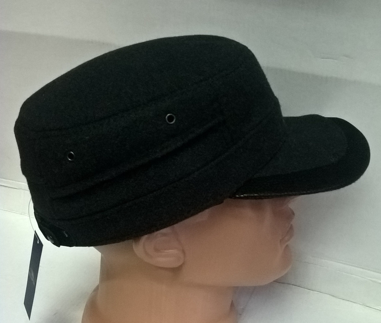 

Кепка мужская немка полушерсть с ушами вовнутрь на флисе черный 414а/2.6, 56 размер Эллипс