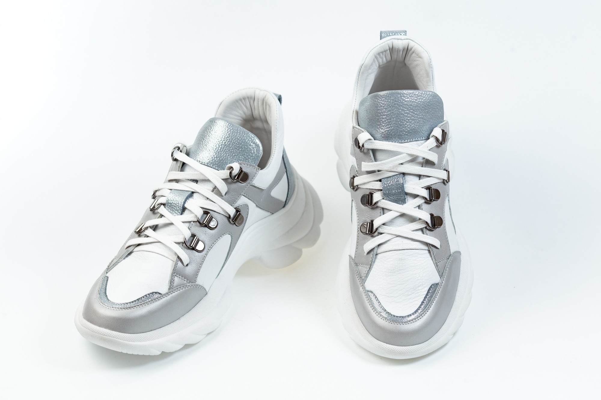 

Кросівки SAV 2159-2 39 білі з сірим