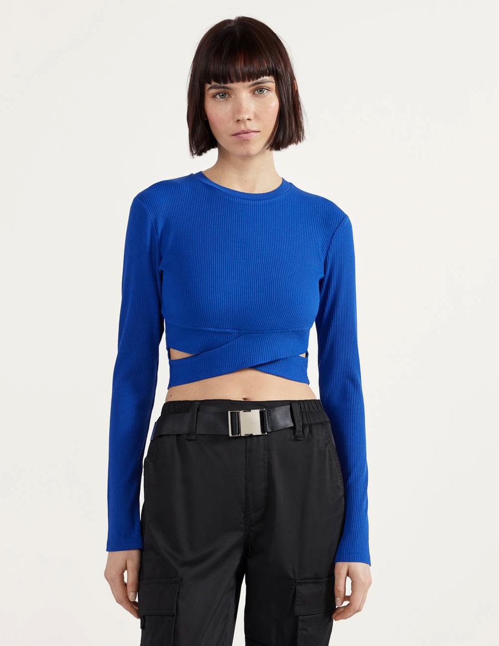 

Гольф Bershka Ж1064372 (1951/326/489) цвет синий M