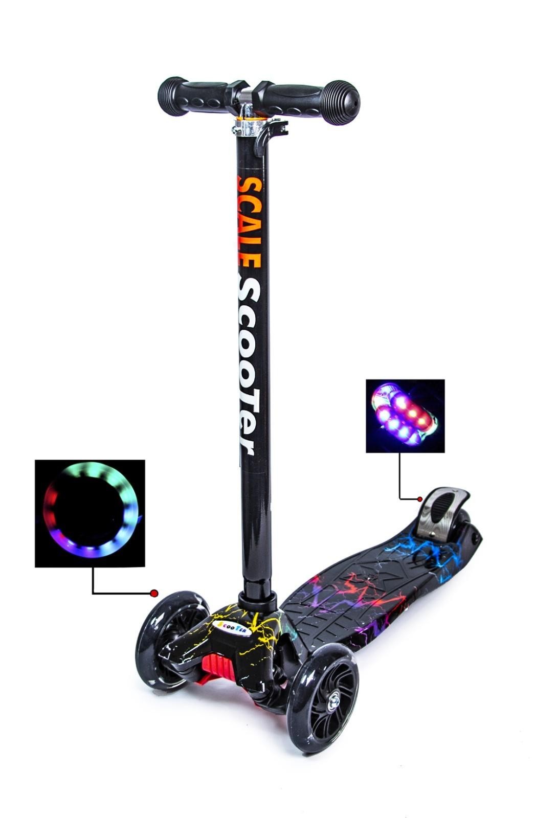 

Самокат Scale Sport Maxi Lightning чёрный цвет светящиеся колеса