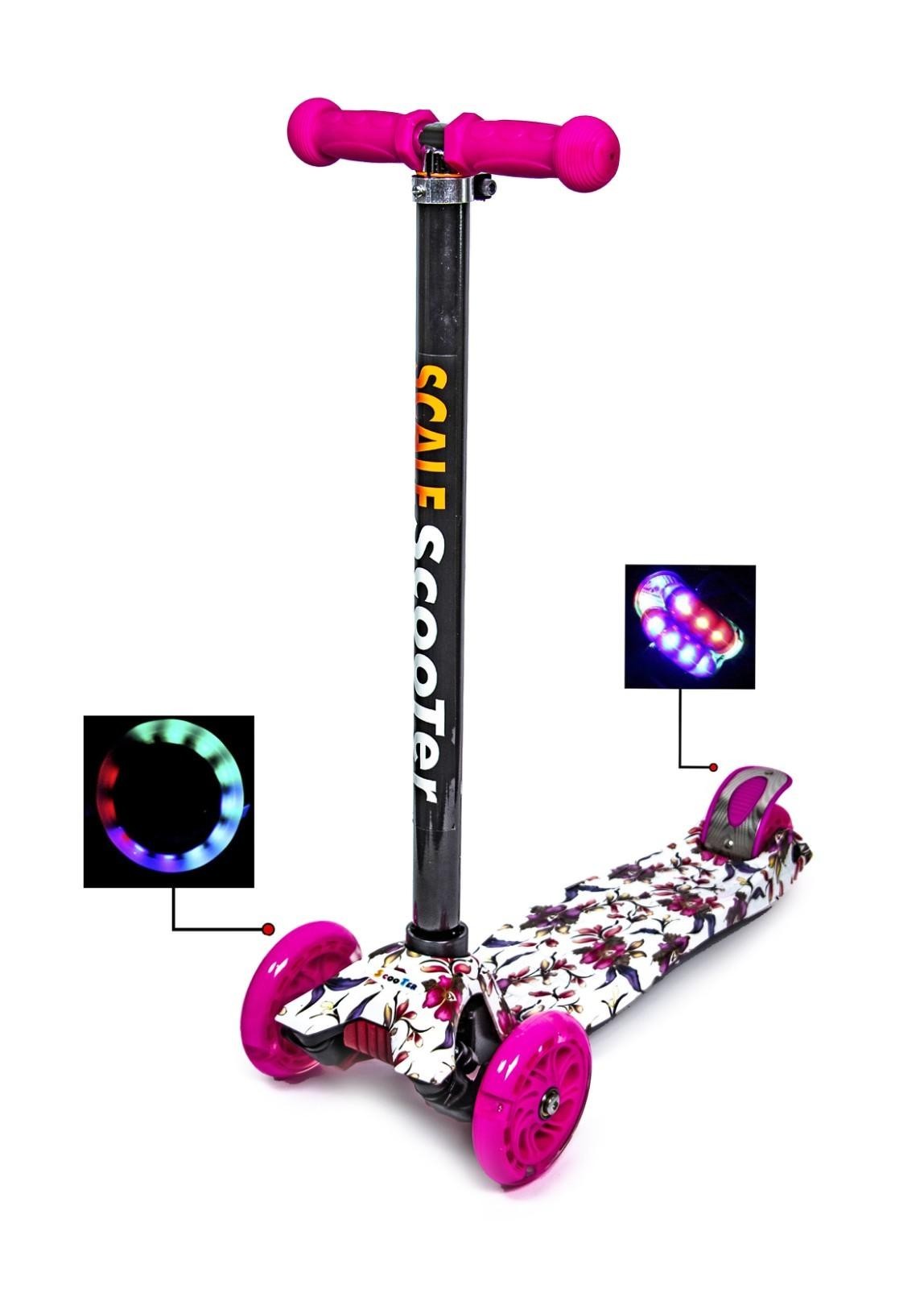 

Самокат Scale Sport Maxi Flowers Lily розовый цвет светящиеся колеса