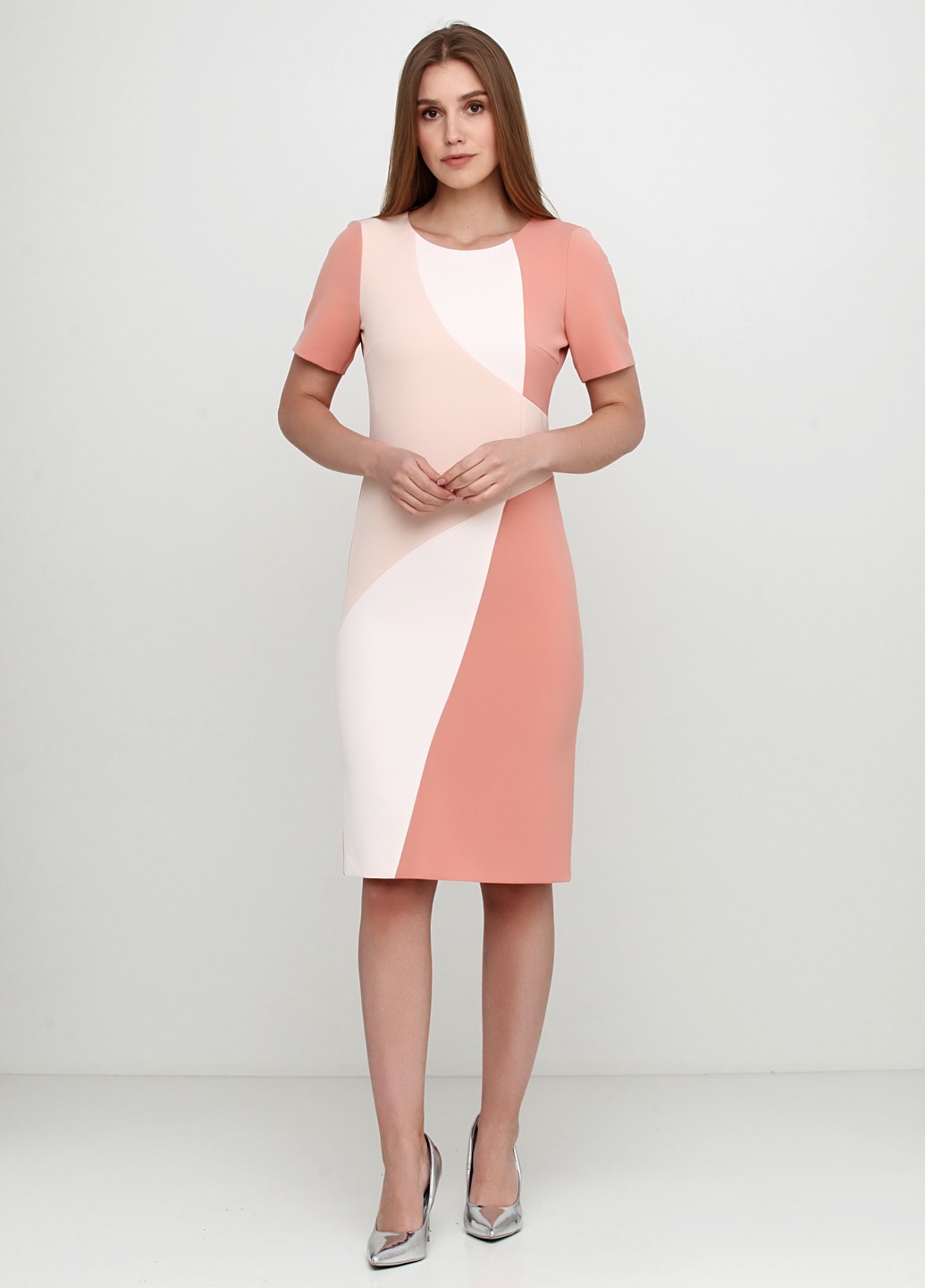 

Сукня жіноча Stefanie L D197 персикова 36р