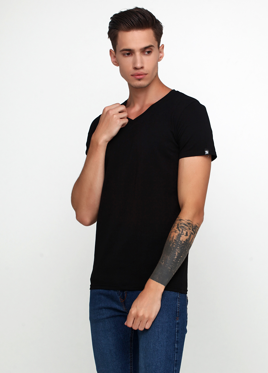 

Футболка "Only Man" (95-TSH-3-02-V-black/small-white-back-2XS)