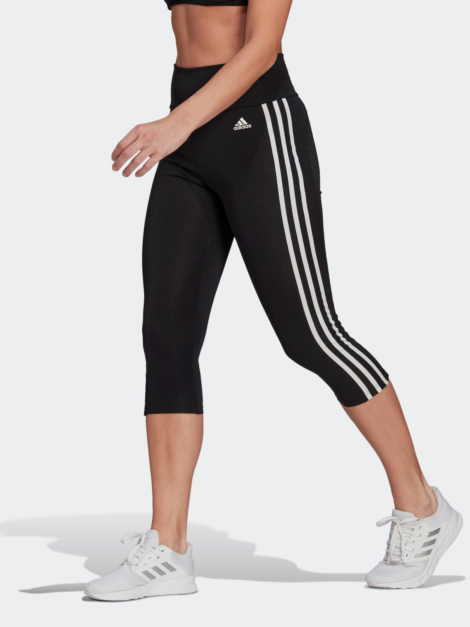 

Спортивные капри Adidas W 3S 34 Tig GL3985 XS Black/White