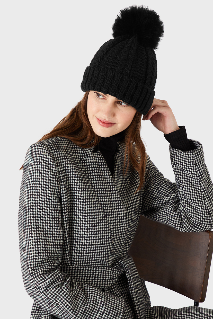 

Женская черная шапка LUXE POM BEANIE Accessorize OS 991065
