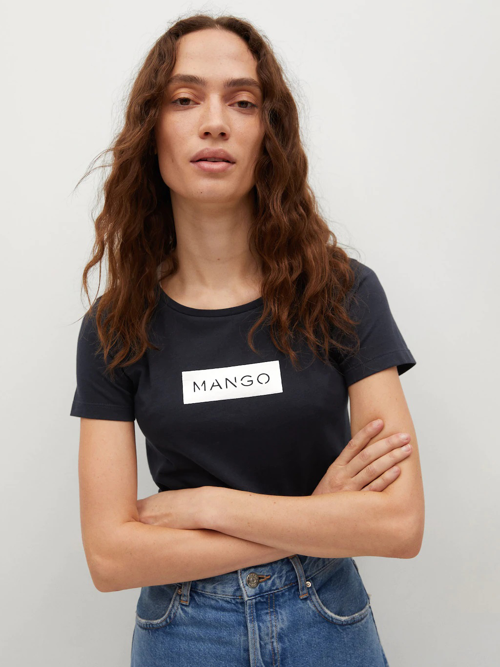 

Футболка Mango 17050157-56 M Темно-синяя