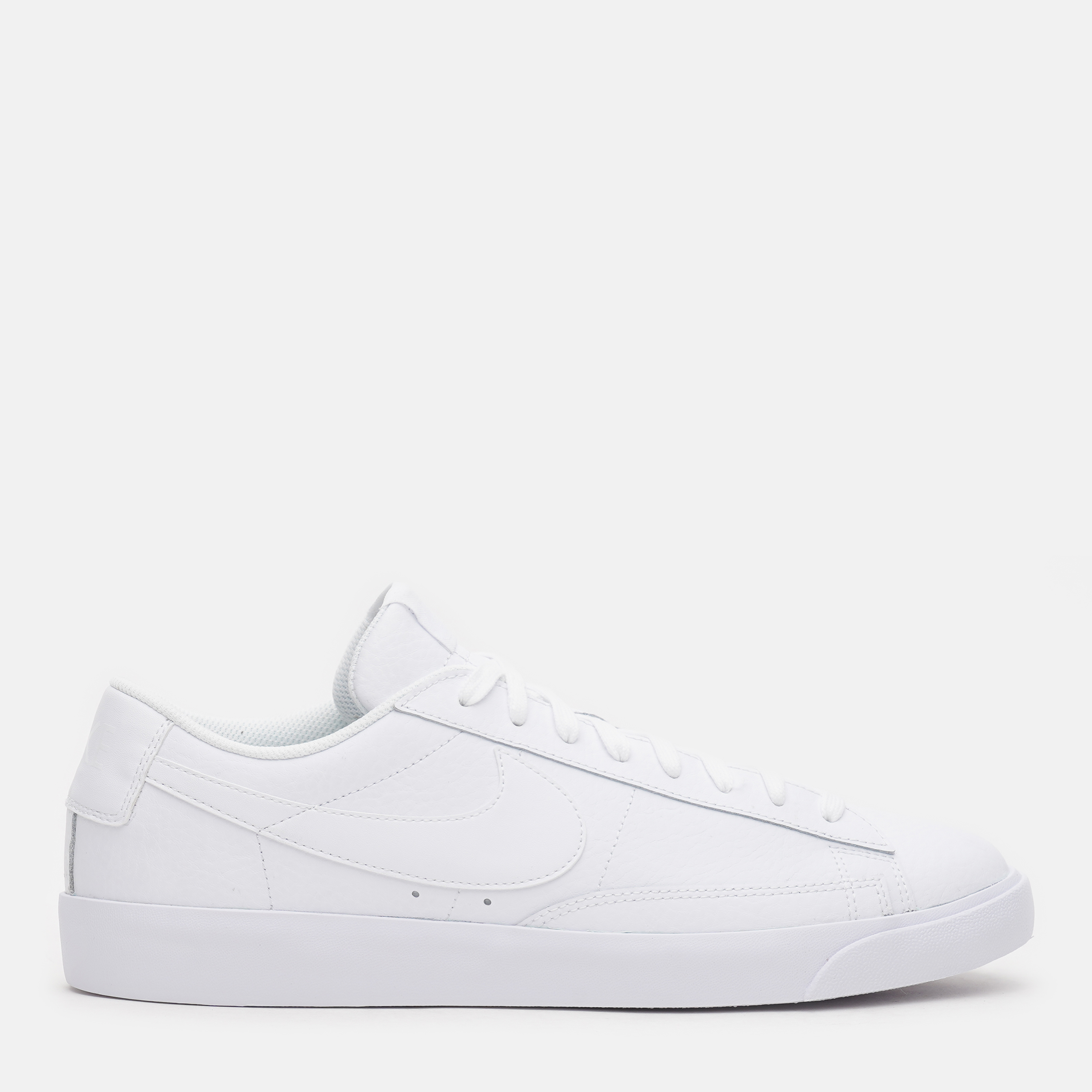 

Кеды Nike Blazer Low Le AQ3597-100 40 (8) 26 см Белые