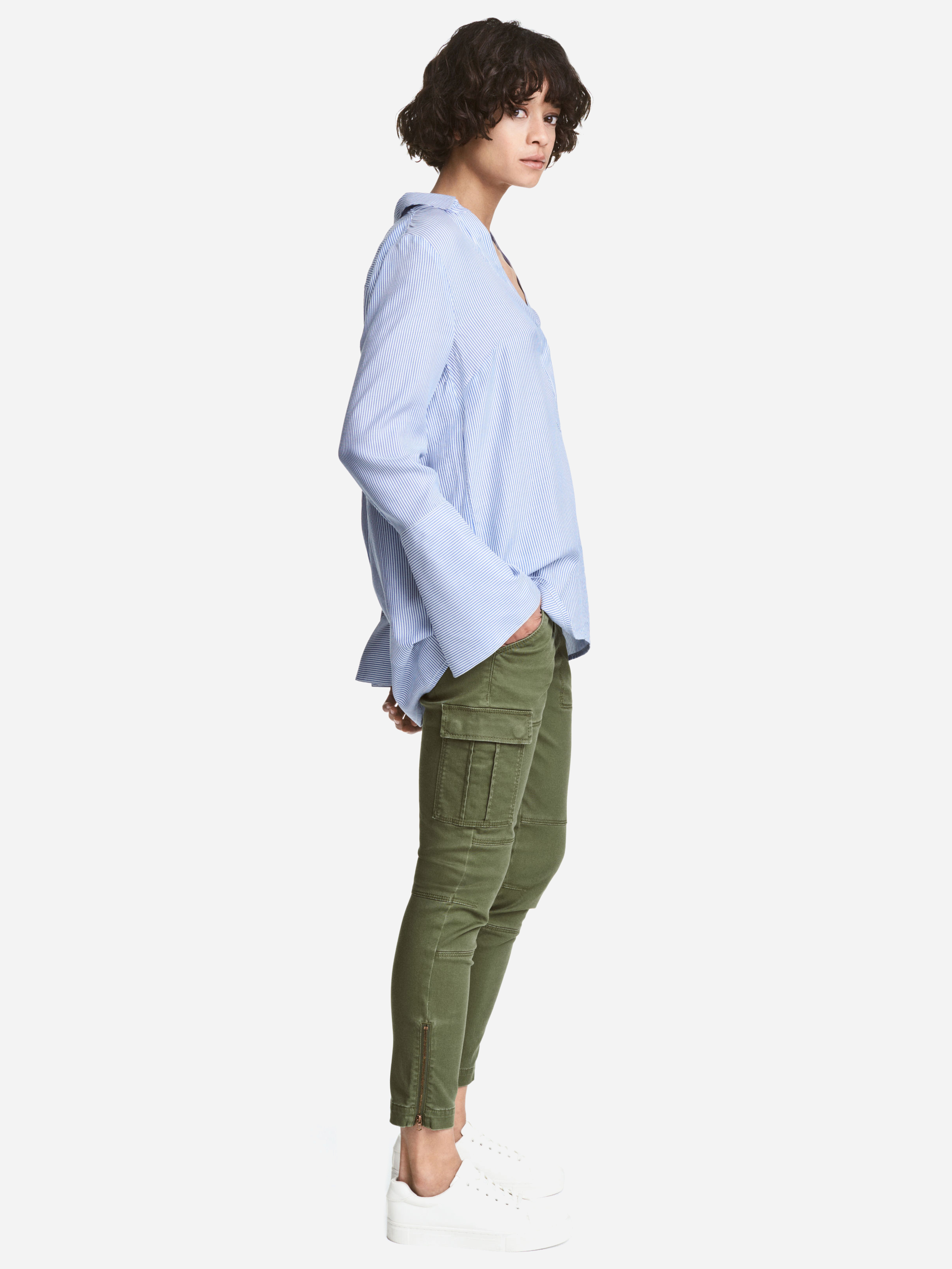 

Брюки H&M 4592345-ACUW 46 Зеленые