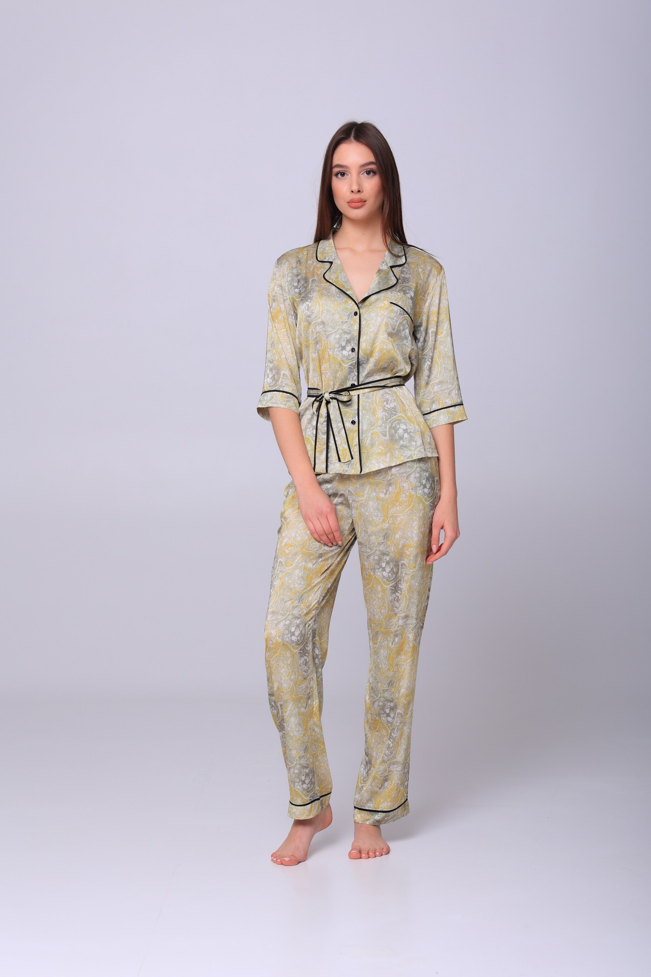 

Пижамный костюм (жакет+брюки+шорты) KAIZA XS эко-шелк Золотистый мрамор