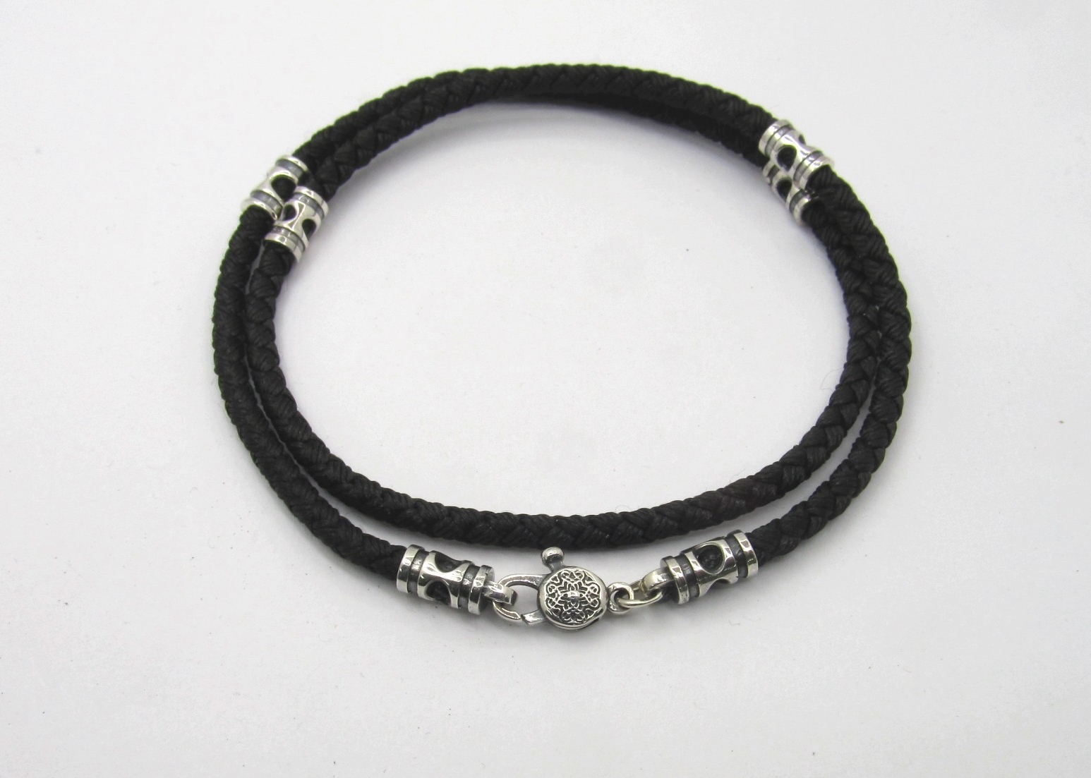 

Шнур шелковый с серебряным замком SilverArtisan 1.71355 55 размер