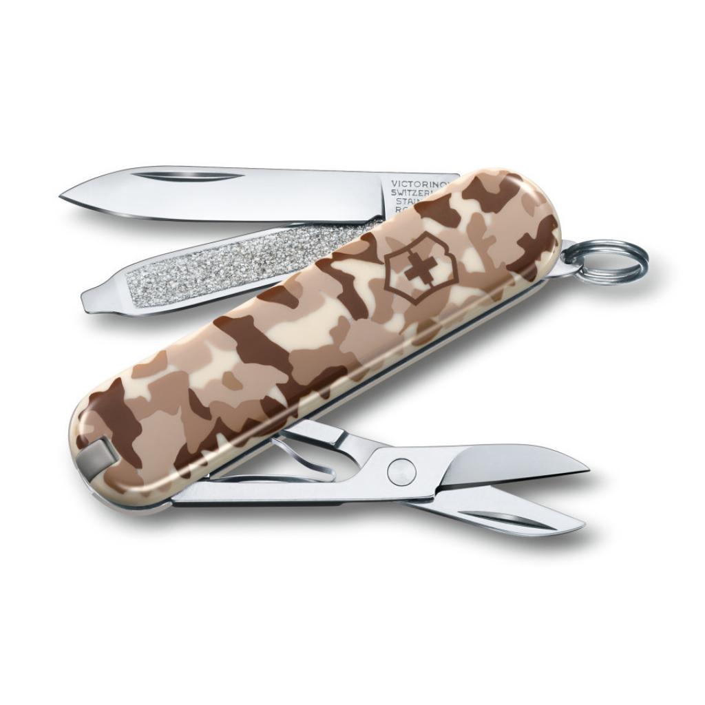 

Нож Victorinox Сlassic камуфлированный (0.6223.941)