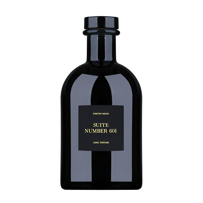 

Парфюмированный диффузор SUITE NUMBER 601 (250 мл) Коллекция Black Round