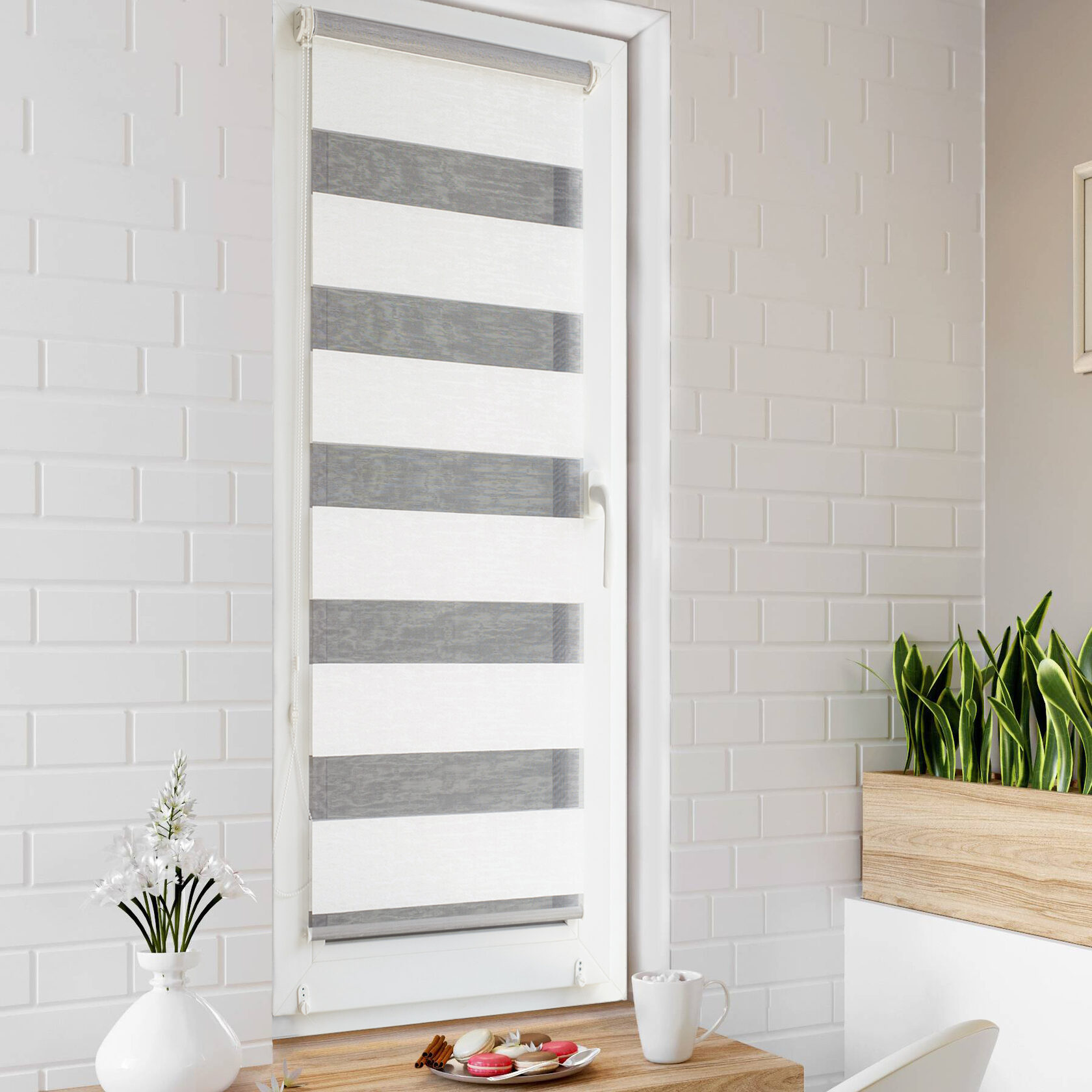 

Тканевой ролет Roll deLuxe День Ночь Агат белый 145см*160см