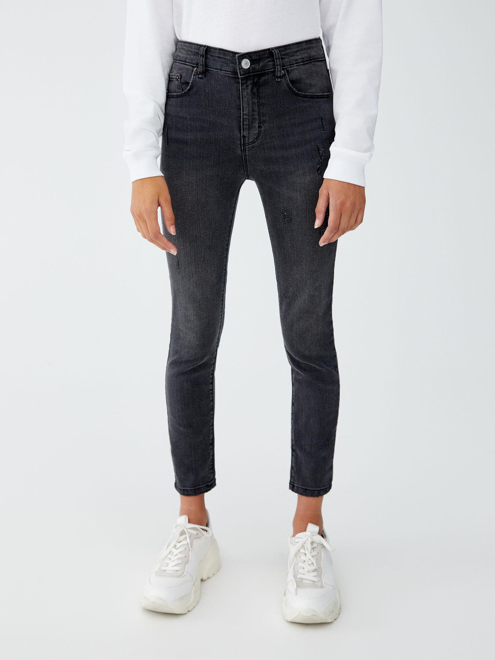 

Джинсы Pull & Bear 9687/335/802-ABKU 40 Серые