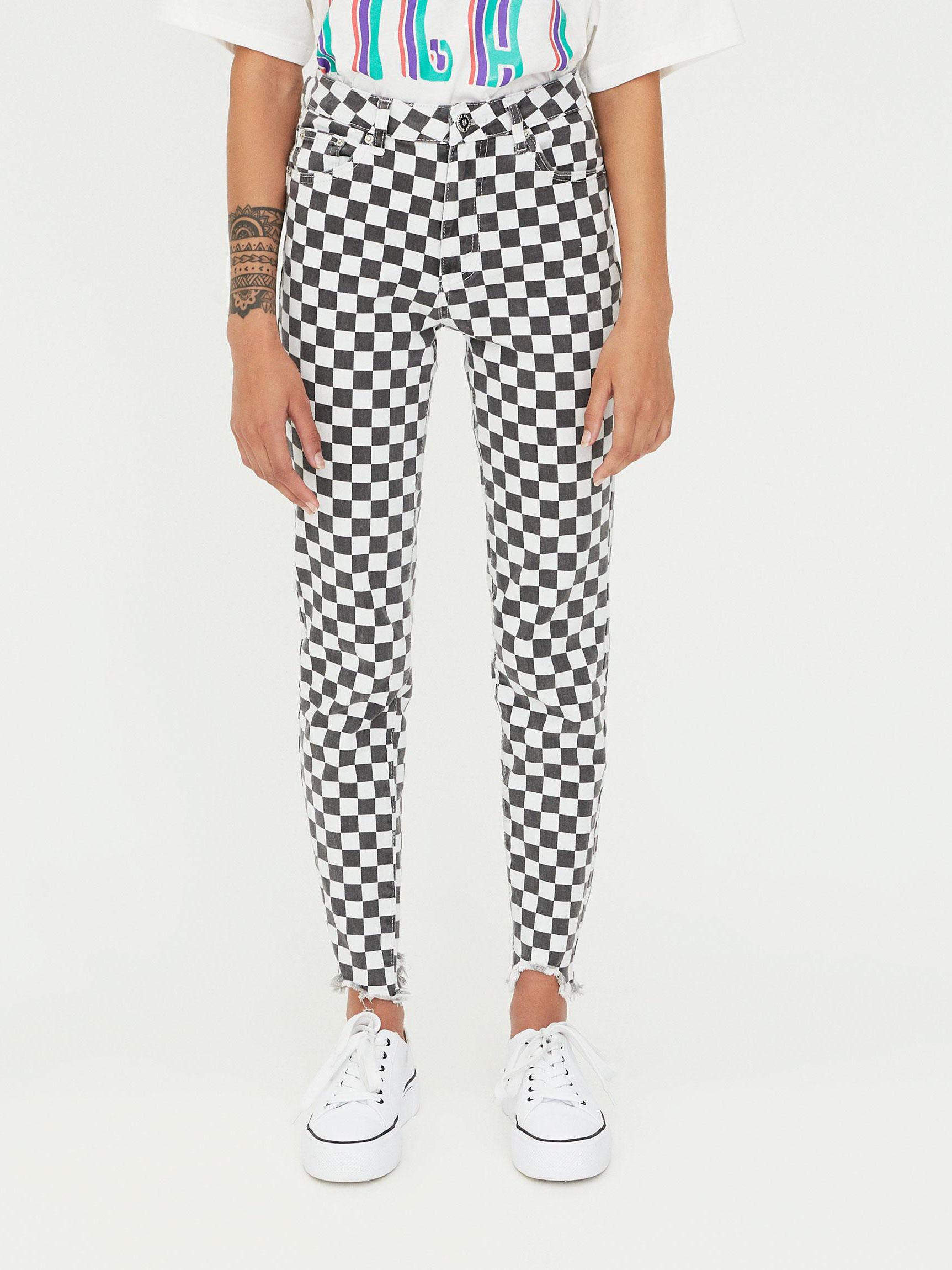 

Джинсы Pull & Bear 9680/308/250-ABBE 40 Белые с черным