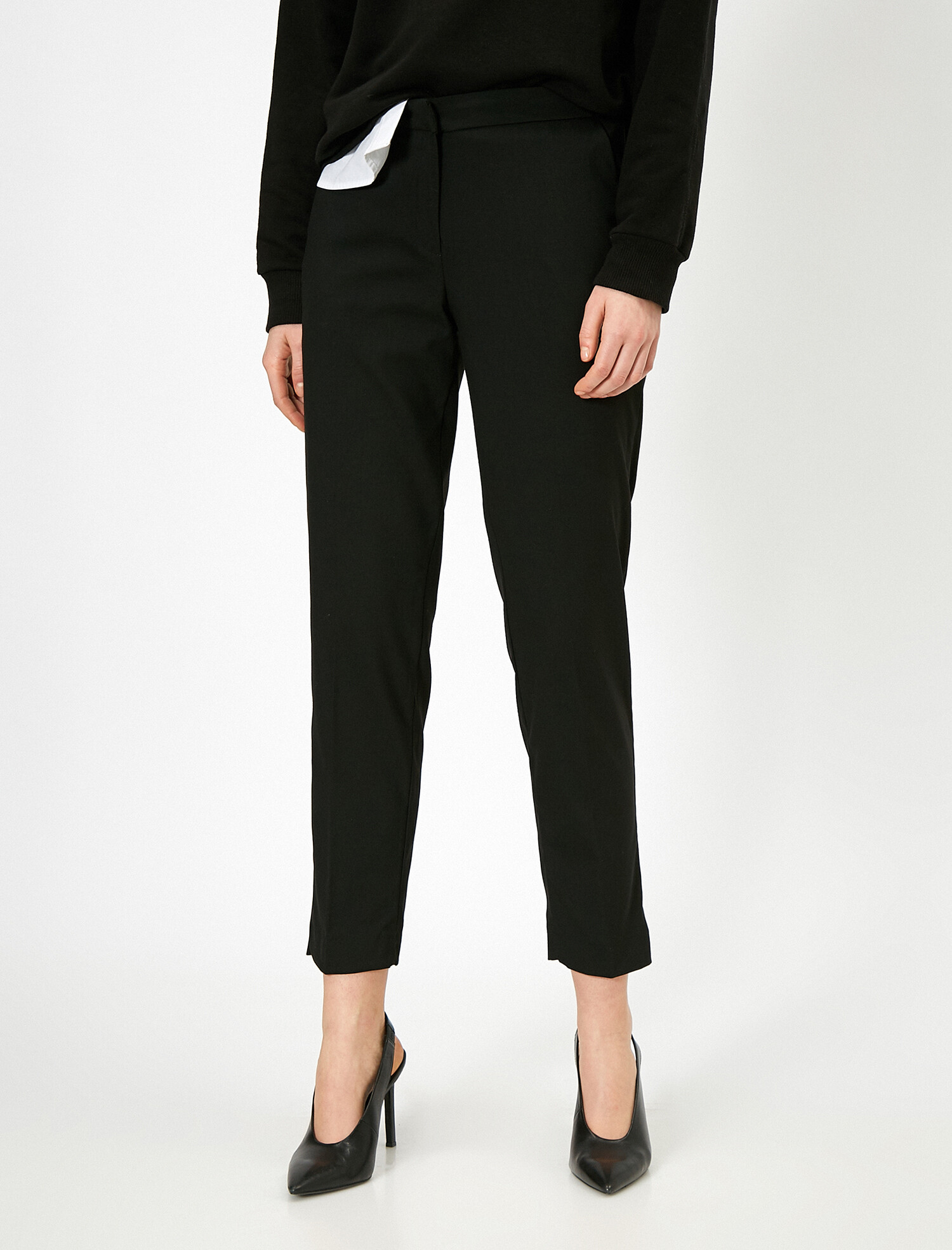 

Брюки Koton 0YAK42461UW-999 38 Black