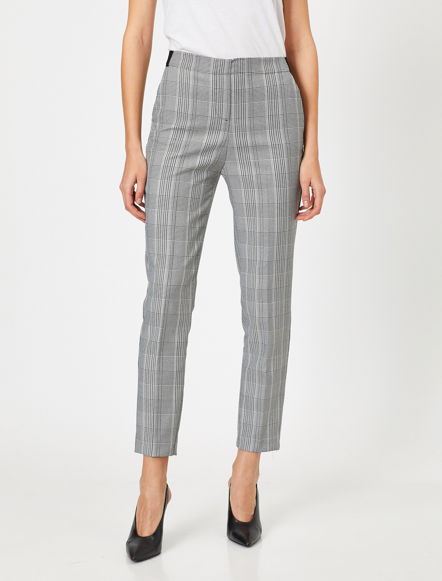 

Брюки Koton 0KAK42890UW-71P 36 Black Check