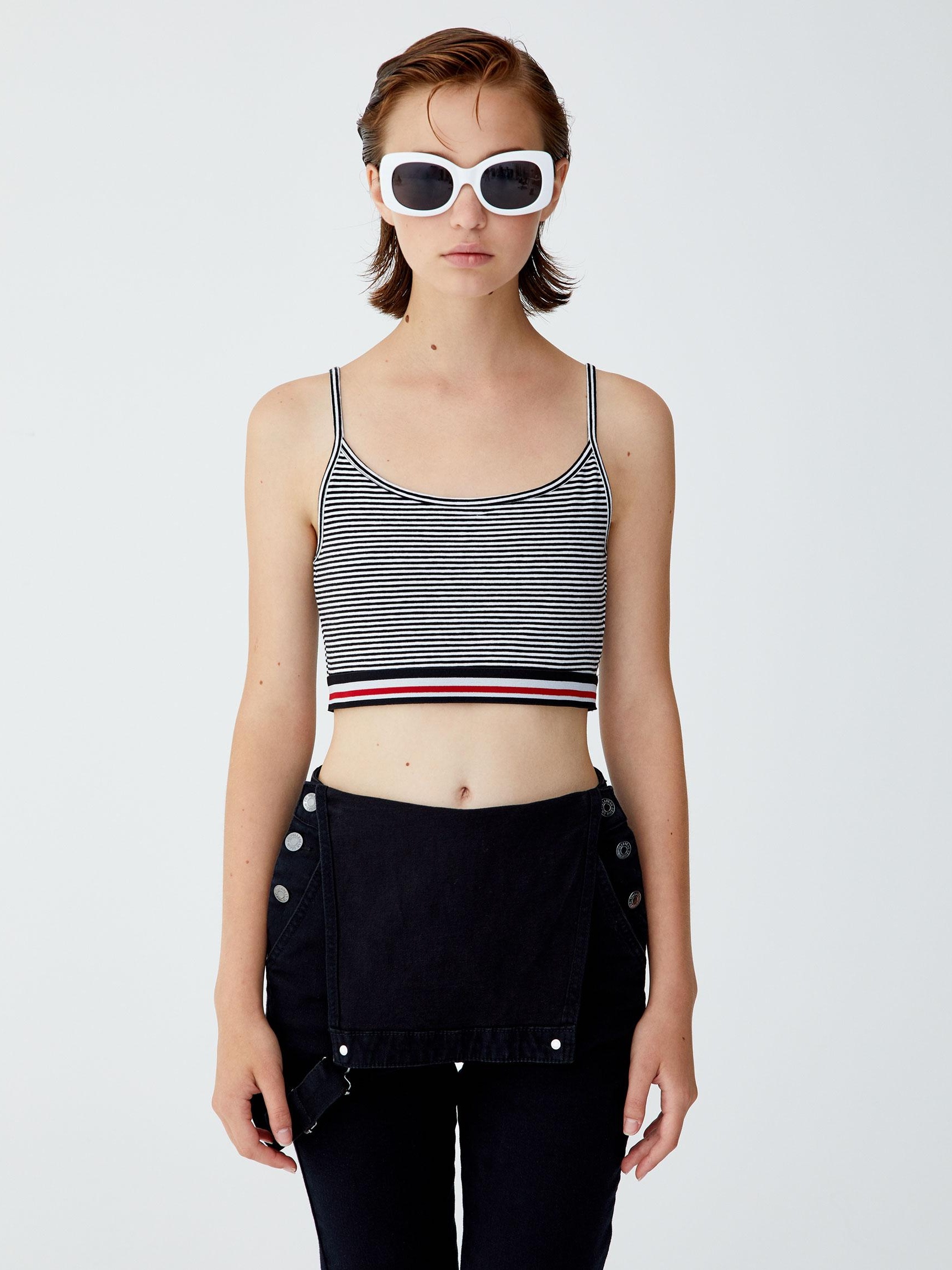 

Топ Pull & Bear 9231/362/064-AAMY M Черный с белым