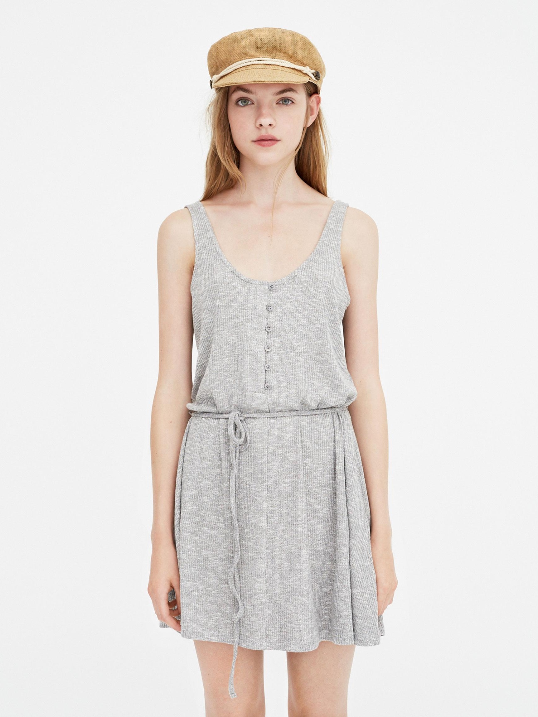 

Платье Pull & Bear 9393/333/827-ABKU L Серое