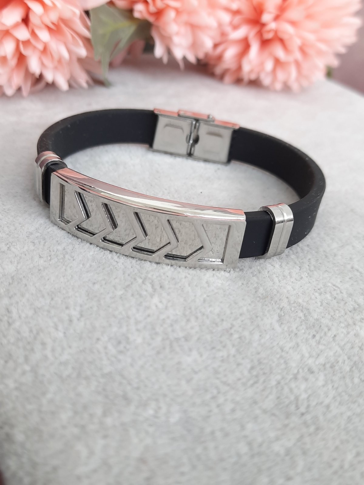 

Браслет Stainless steel каучук и сталь 20см.