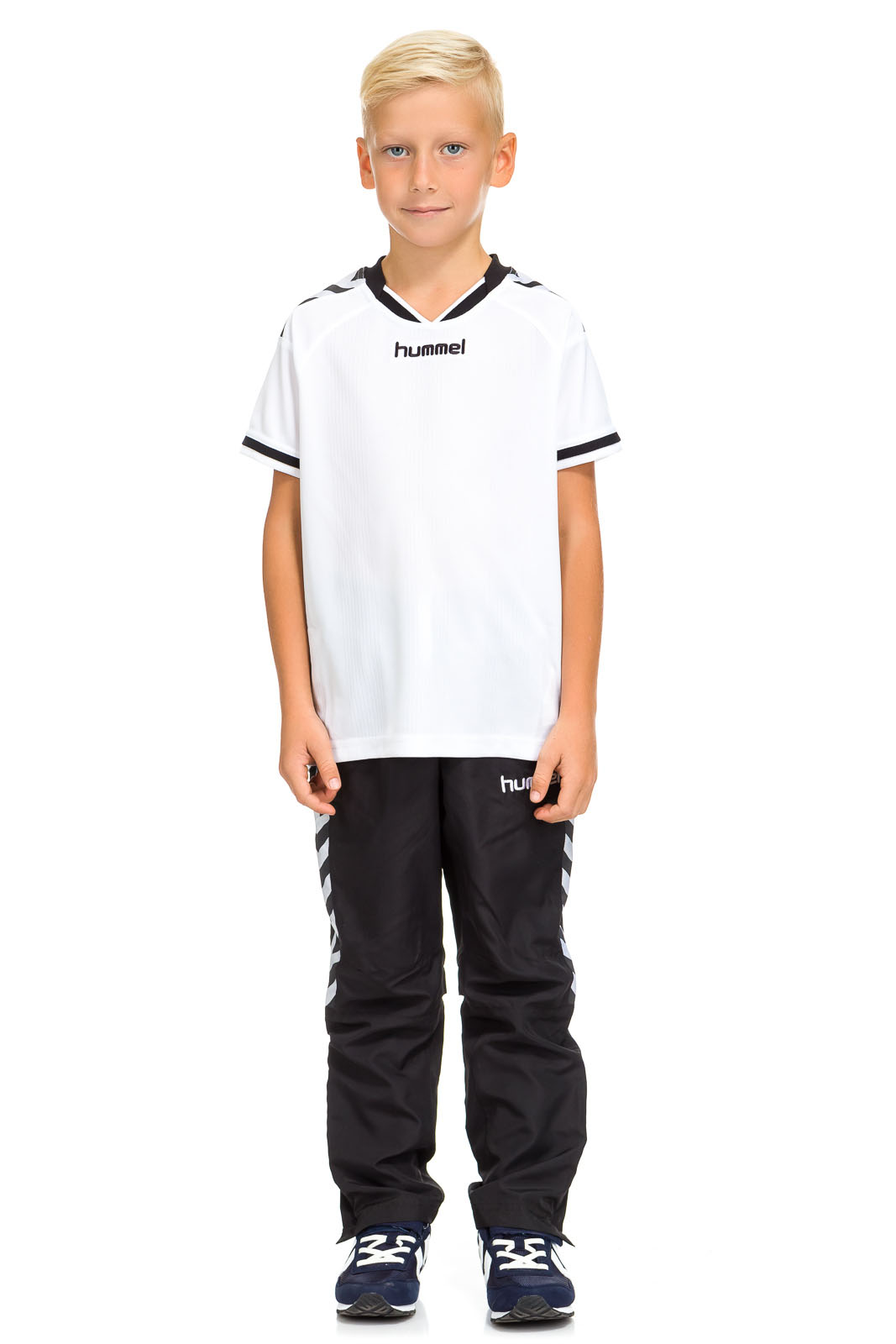 

Детский Hummel комплект 6Y ЧЕРНО-БЕЛЫЙ (132-102-2001-6Y--103-554-9001-6-8Y)