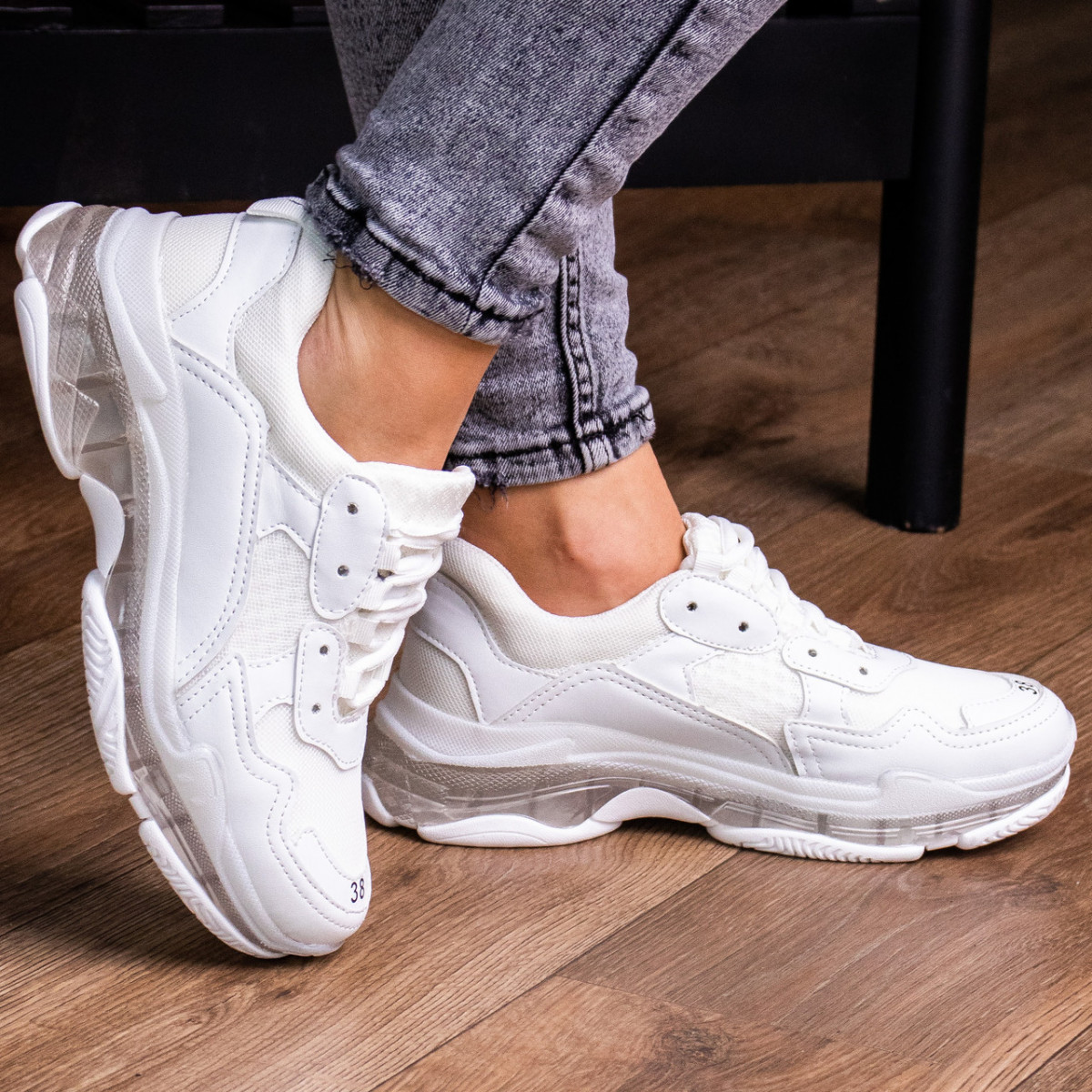 

Женские кроссовки Fashion Badlands 1522 39 размер 24,5 см Белый