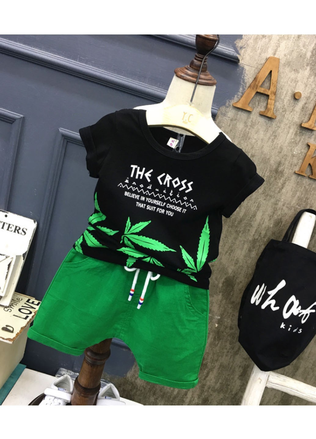 

Костюм (футболка, шорты) Best Kids Wear 80р зеленый с черным