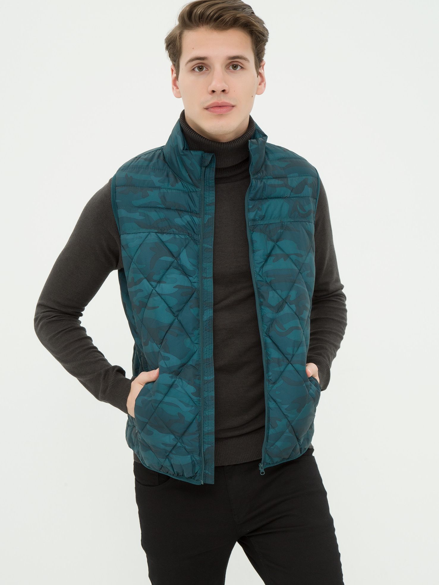 

Жилет теплый Koton 7KAM31019LW-01A S Green Design