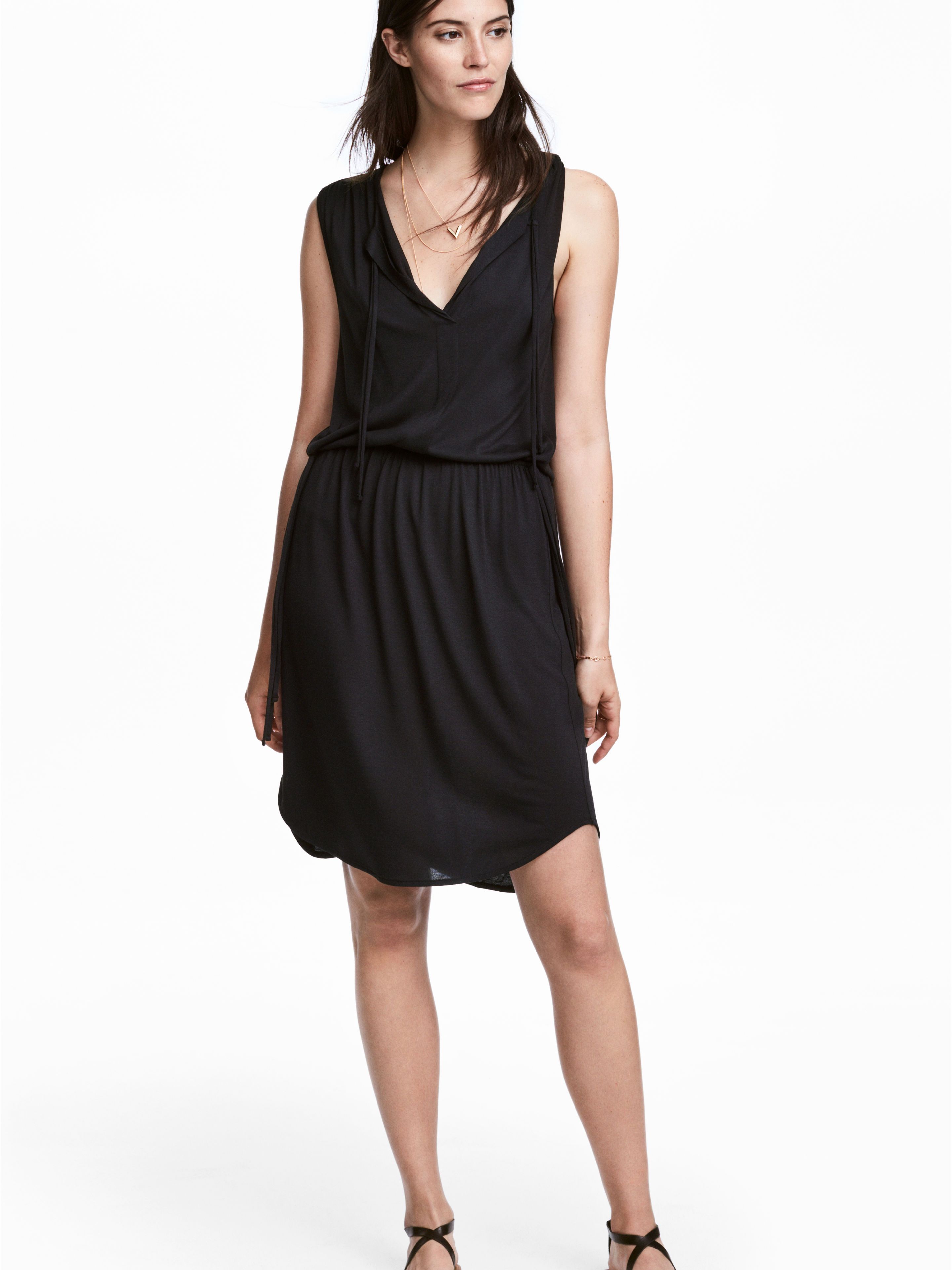 

Платье H&M 5113056-AAAD XL Черное