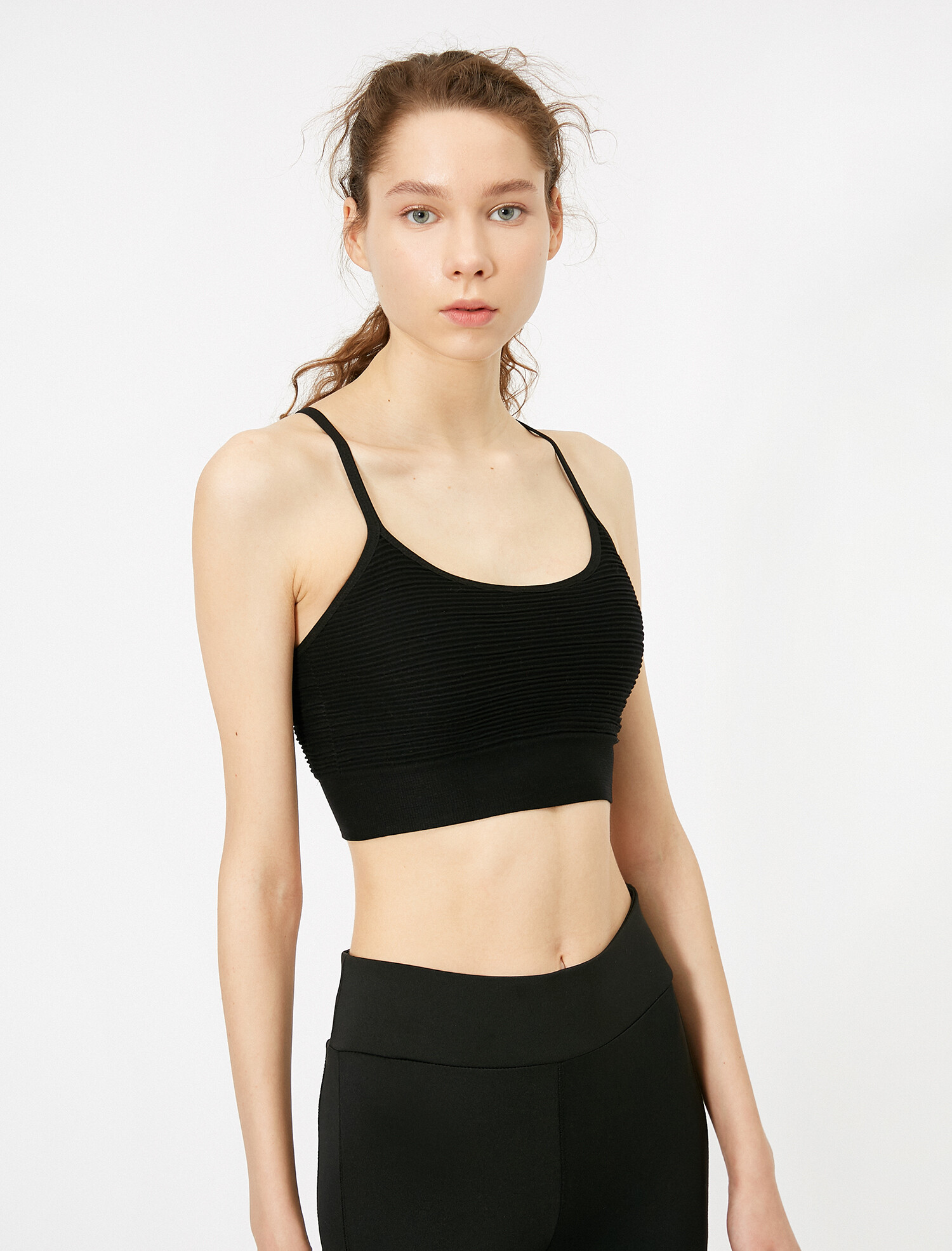 

Спортивный топ Koton 0YAK32105YK-999 S Black