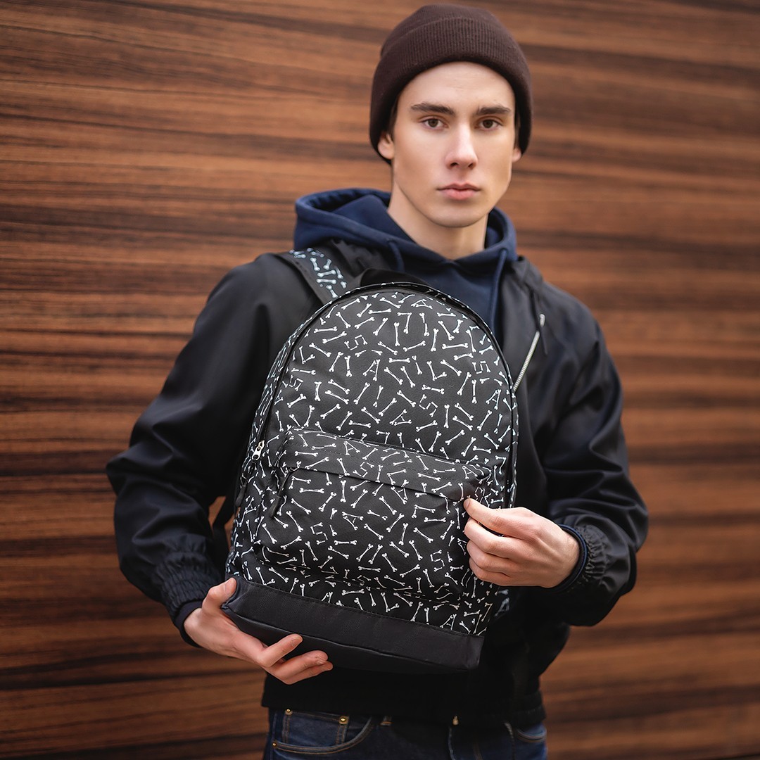 

Рюкзак городской повседневный с принтом костей Marker Hop черно-белый