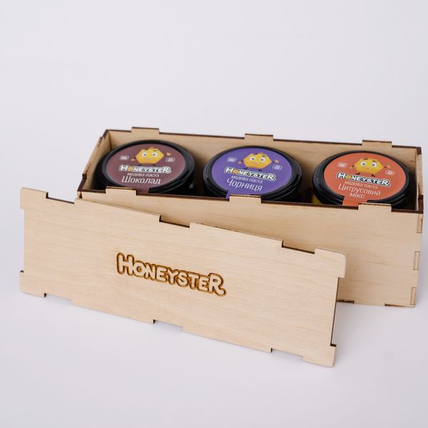 

Подарунковий набір медової пасти Honeyster 3*250 г