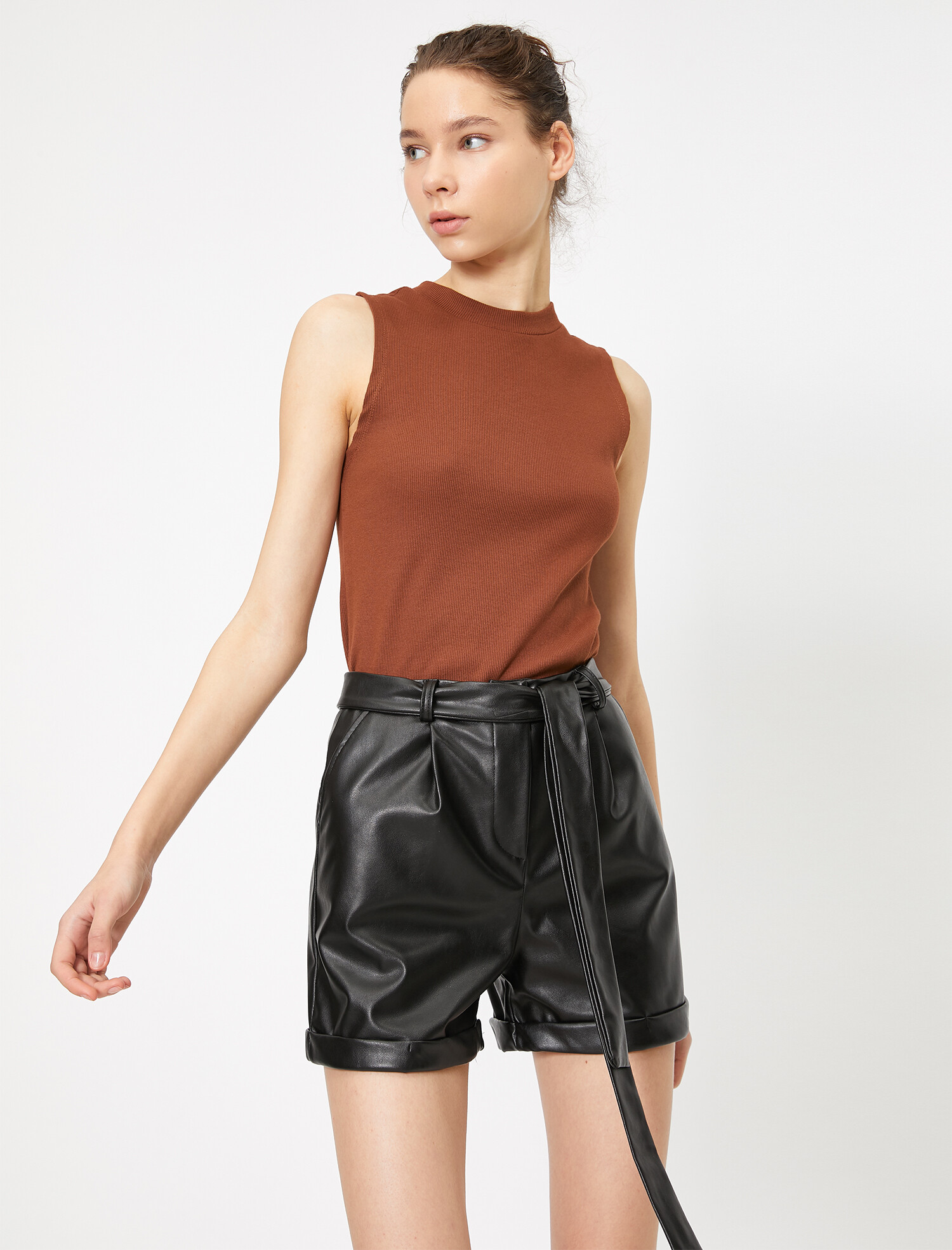 

Топ Koton 0YAL38768IK-517 L Brown
