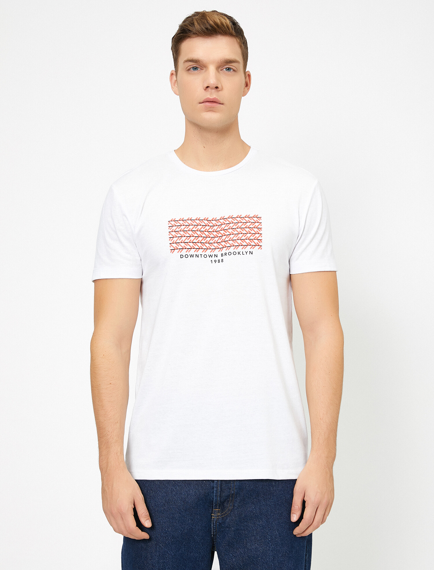

Футболка Koton 9YAM14769OK S White