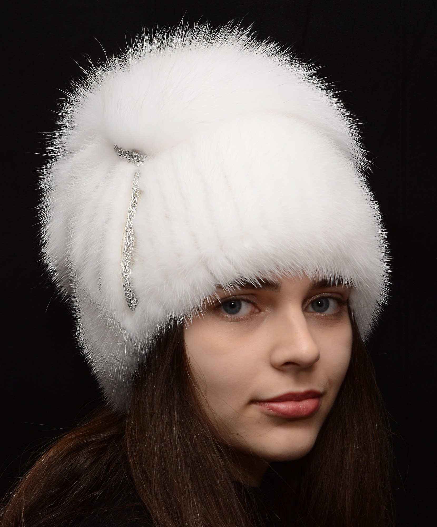 

Шапка норковая вязаная Меховой Стиль Спираль 54-60 Белый (118/H)