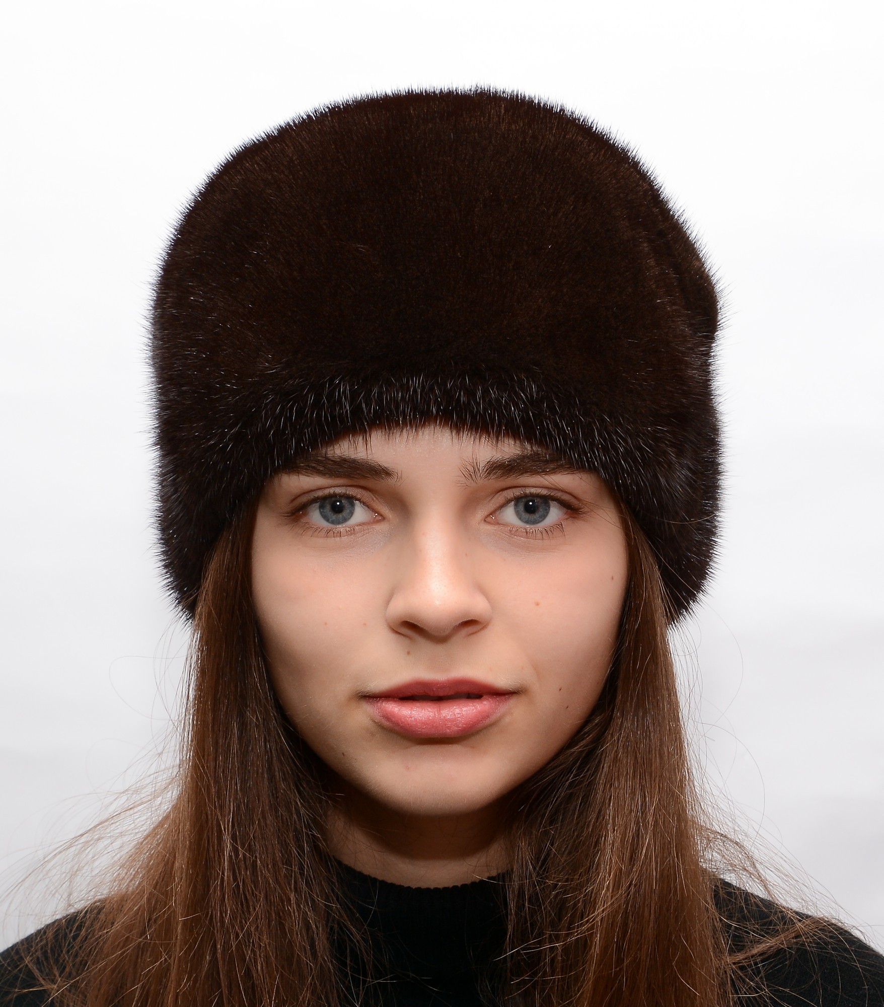 

Шапка-кубанка норковая Меховой Стиль Стразы 54/60 Темно-коричневая (022)